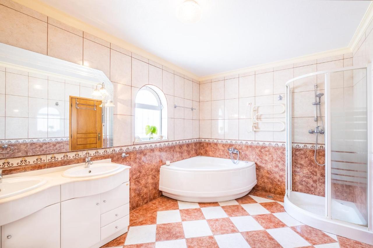 Villa Estrelicia - Pool - Free Wi-Fi - New In Booking Лоле Екстер'єр фото
