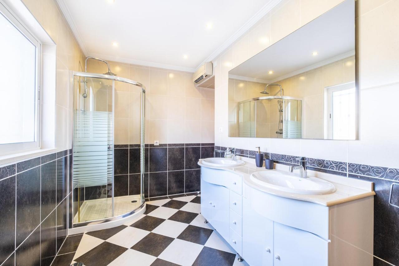 Villa Estrelicia - Pool - Free Wi-Fi - New In Booking Лоле Екстер'єр фото